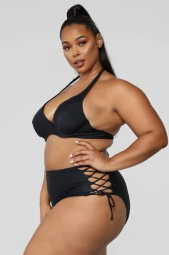 BIKINI SEXY "ASIA" TENDANCE CET ÉTÉ -Galateia Fashion 08 20 18 Studio 1 10 26 42 HT3050 Black 3901 NT