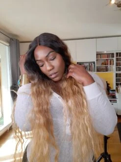 PERRUQUE SYNTHÉTIQUE BOHÉMIENNE "ESMÉRALDA" -Galateia Fashion 163478178 145859897420597 8564559489461704718 n