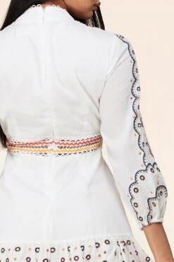 ROBE BRODÉE "ANAELLE" -Galateia Fashion CD553 DE2 1600x a986a953 affd 4e78 a5cc 8f9b3f187073