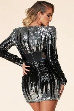 ROBE A PAILLETTE "CELIA" -Galateia Fashion CD700 5copy 1600x e9e59195 2e1f 4f3a 9f74 278996f96a73