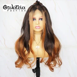 PERRUQUE SYNTHÉTIQUE FIBRE FUTURA BODY WEAVE OMBRE AVANT DENTELLE SUISSE