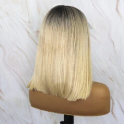 PERRUQUE COURTE OMBRE FIBRE FUTURA LISSE AVANT DENTELLE SUISSE 13X6 -Galateia Fashion H9d002bec3ac044508cd1f621de618adb8