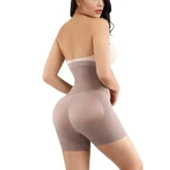 SHAPEWEAR "AILA" POUR VENTRE FESSES ET CUISSES 18 SHAPEWEAR "AILA" POUR VENTRE FESSES ET CUISSES -Galateia Fashion Hb005ddaa0fdb4c3d914afff34a7fad18X