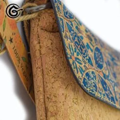 POCHETTE "BANANA" En Liège 100% Végan -Galateia Fashion Pochette02