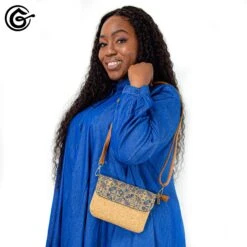 POCHETTE "BANANA" En Liège 100% Végan -Galateia Fashion Pochette08